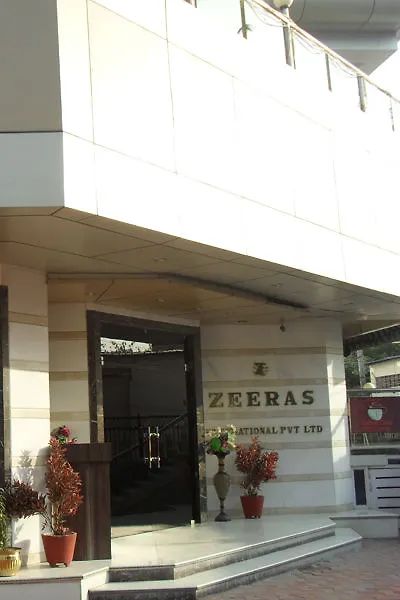 Hotel Zeeras Βαρανάσι